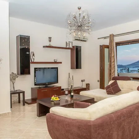 My Naxian Retreat Daire